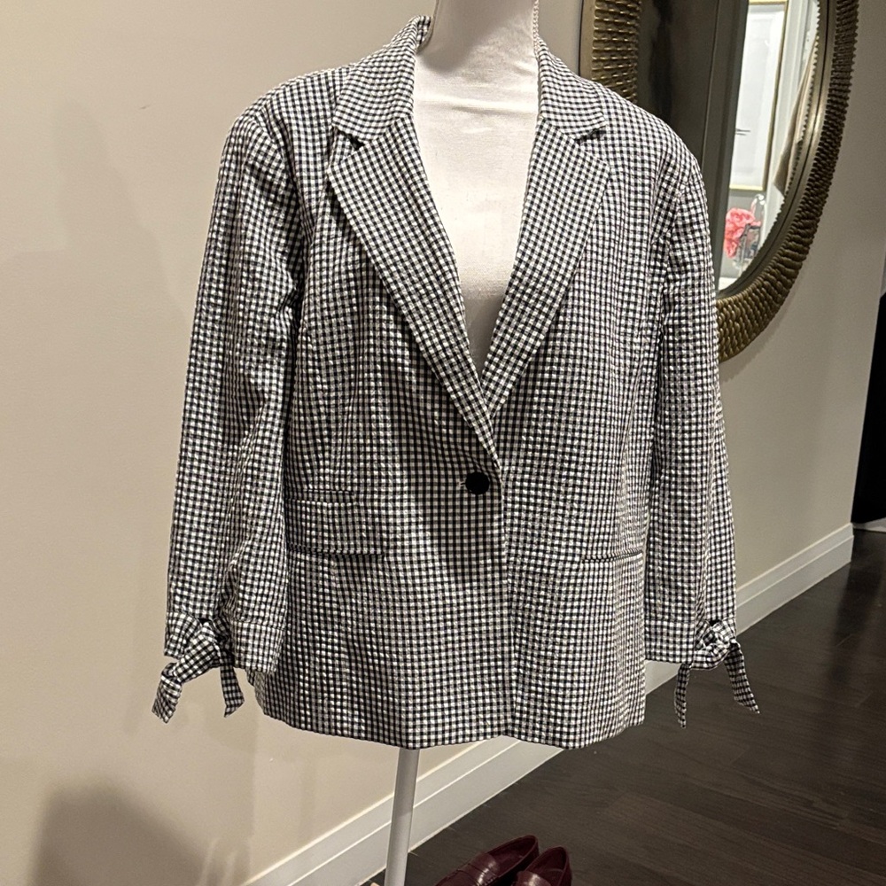 Anne Klein Black and White Gingham Blazer